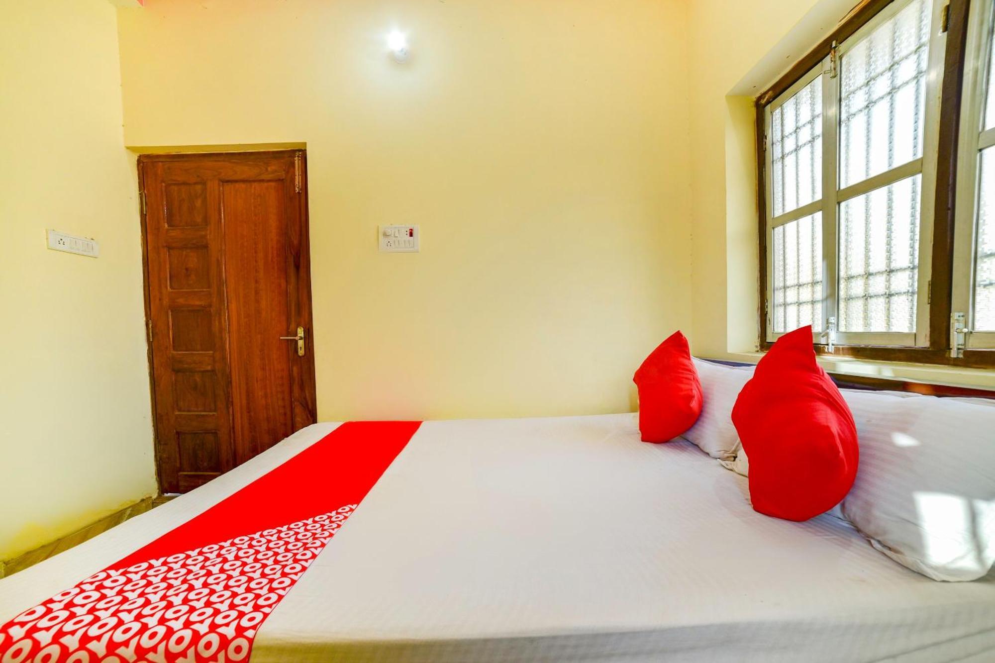 Oyo Flagship Ashoka Guest House Bihta Экстерьер фото